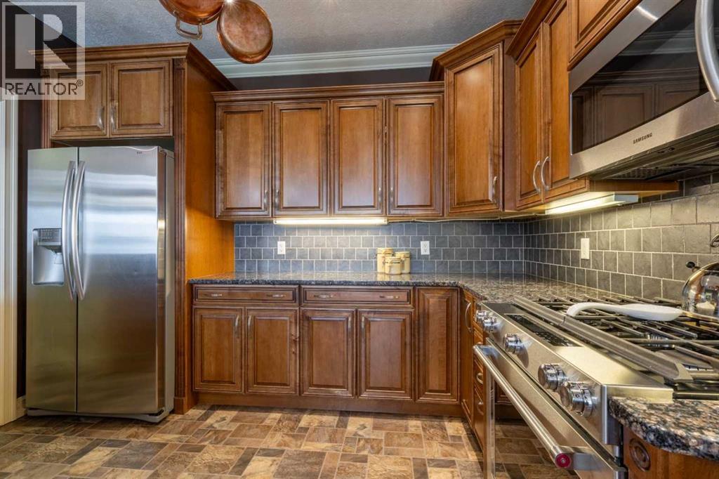245 6A Street - Image 14