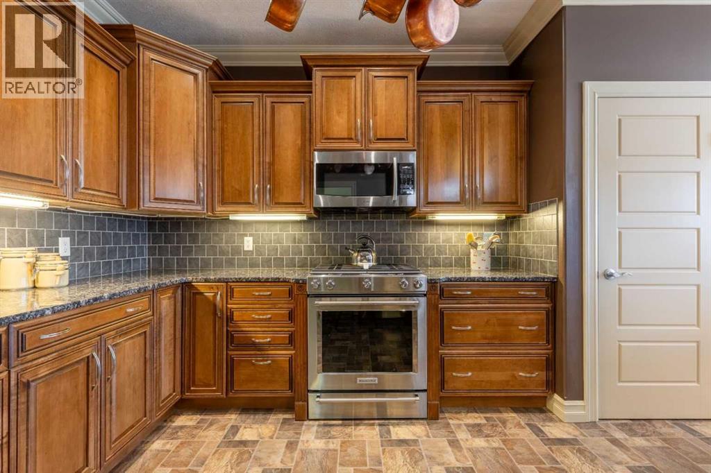 245 6A Street - Image 15