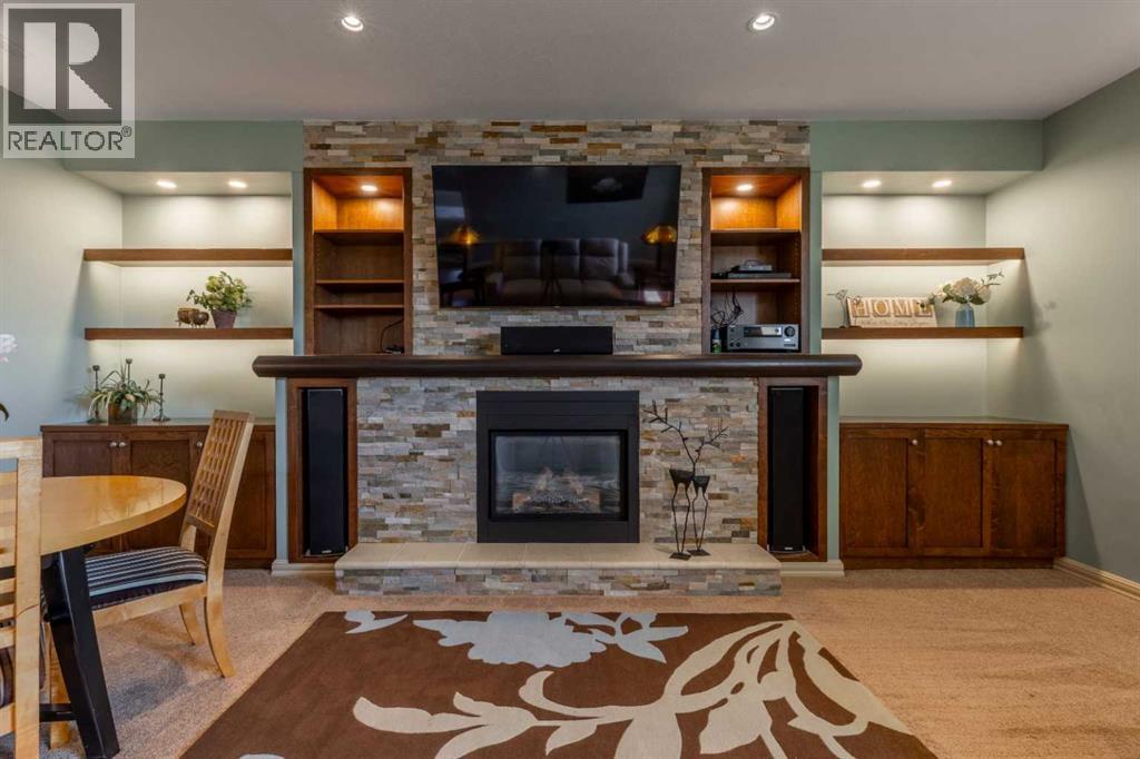 245 6A Street - Image 31