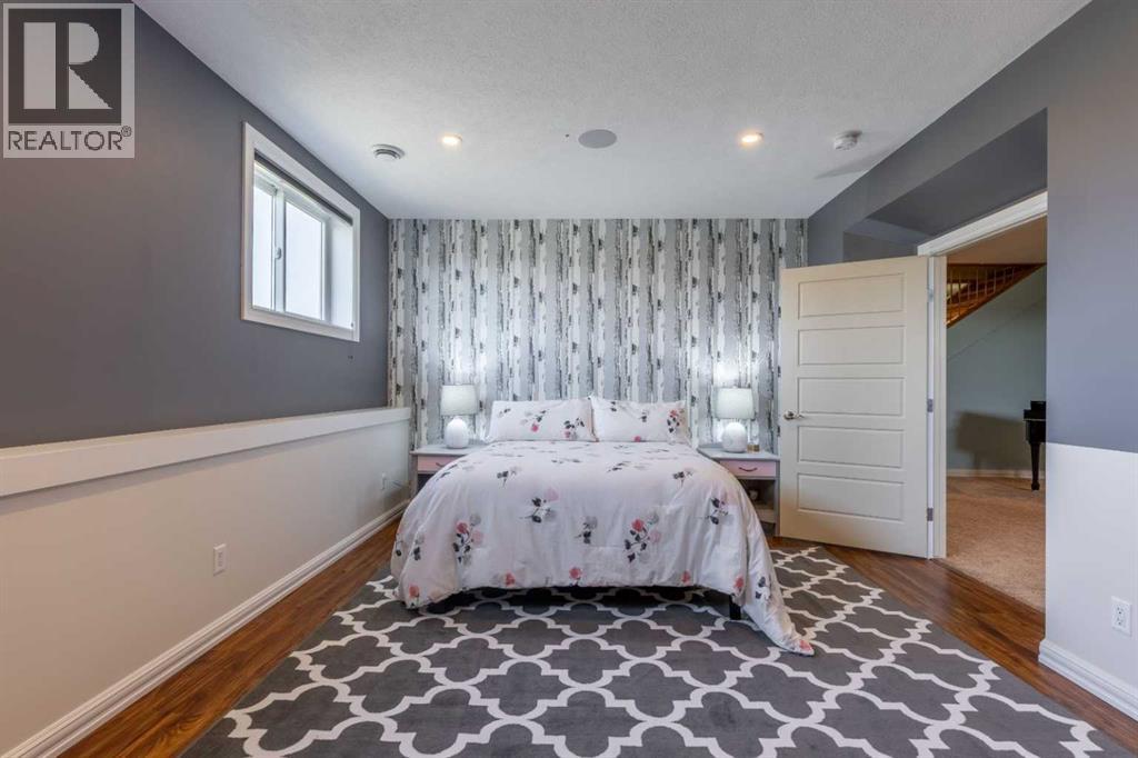 245 6A Street - Image 34
