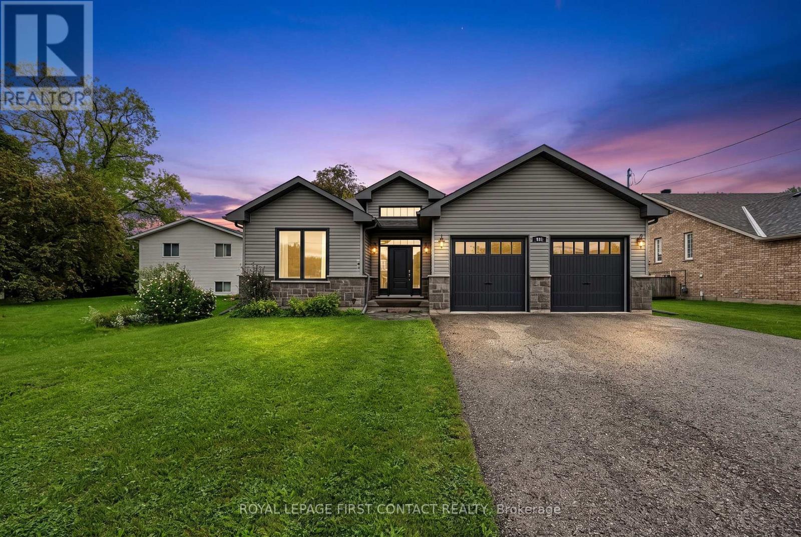 981 EWART STREET, Innisfil (Lefroy)