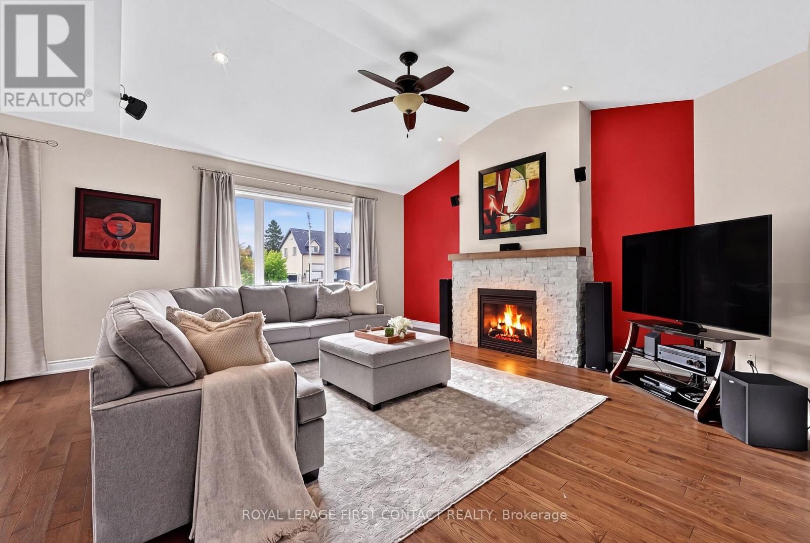 981 EWART STREET, Innisfil (Lefroy) — photo 11