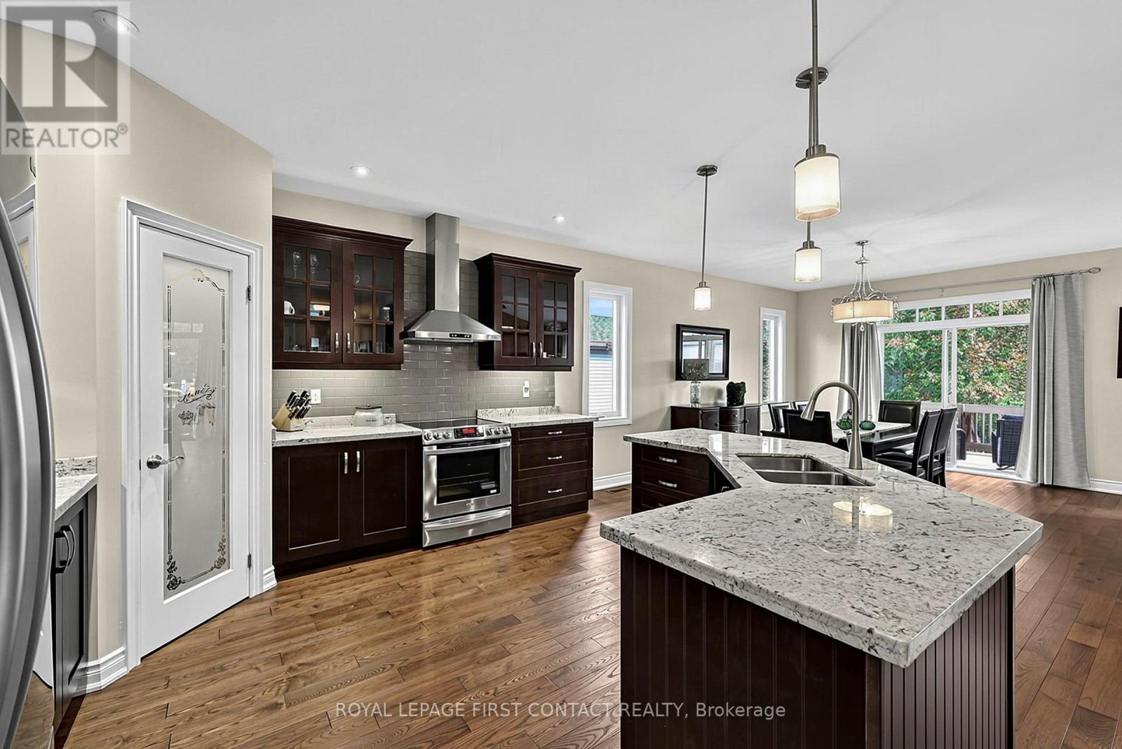 981 EWART STREET, Innisfil (Lefroy) — photo 5