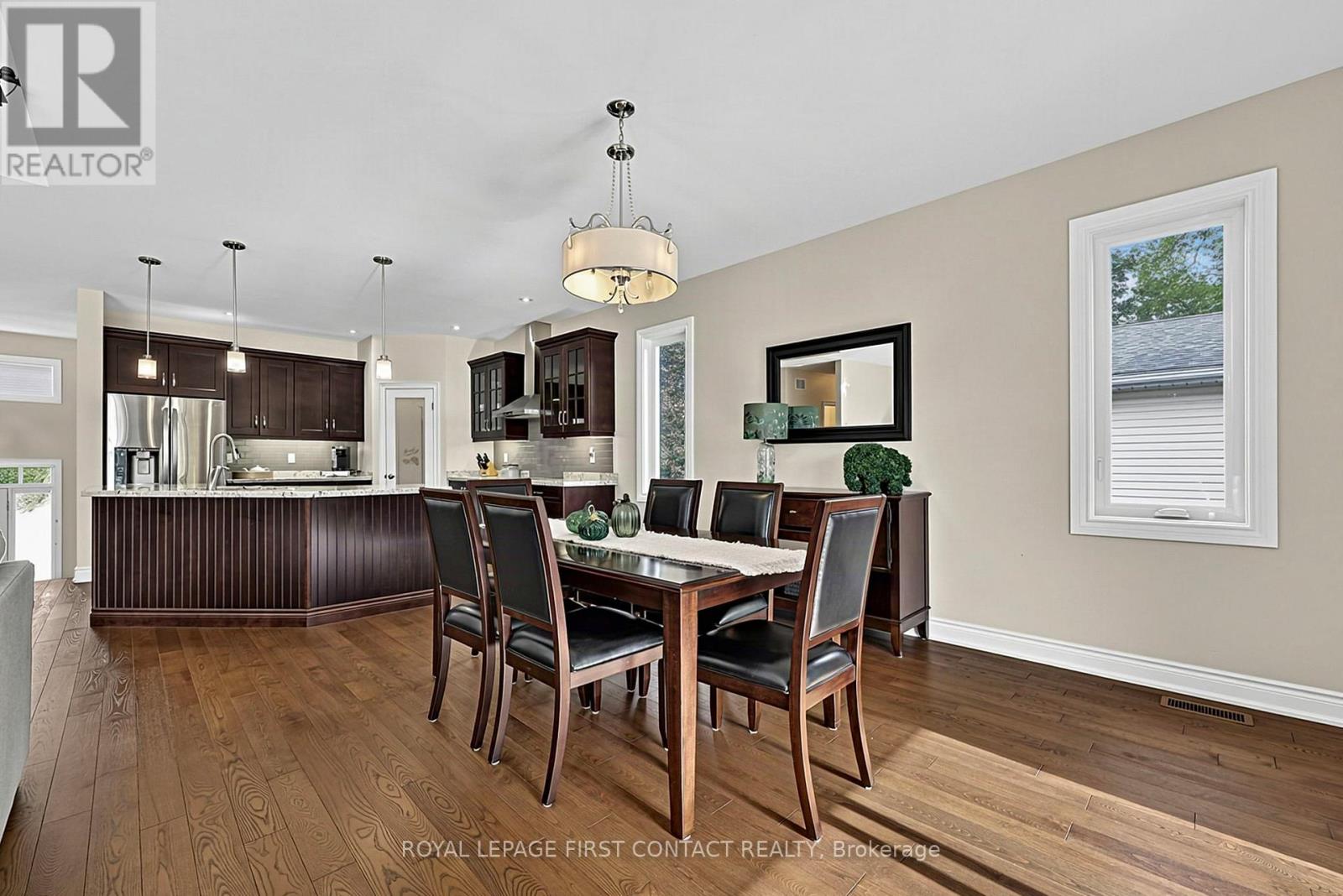 981 EWART STREET, Innisfil (Lefroy) — photo 9