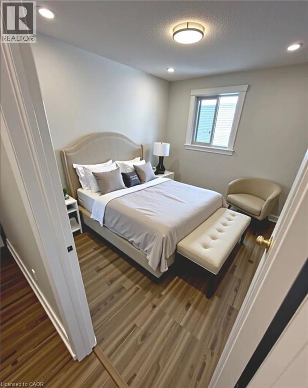 535 APPLEDALE Crescent Unit# Upper, Waterloo — photo 6