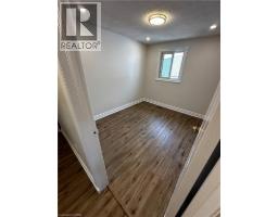 535 Appledale Crescent Unit# Upper, Waterloo, ON N2T1V8 Photo 12
