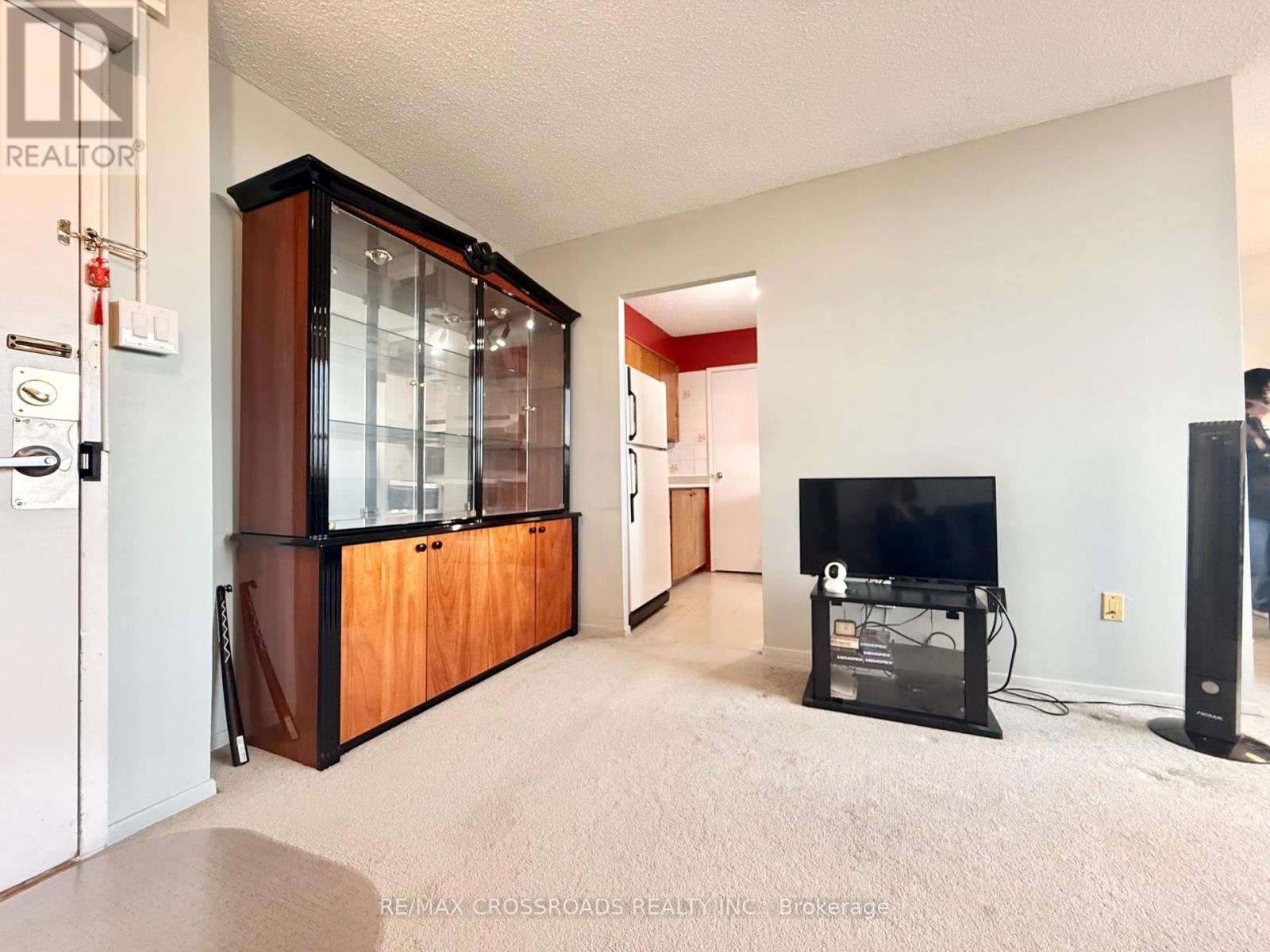 1109 - 5 PARKWAY FOREST DRIVE, Toronto (Henry Farm) — photo 6