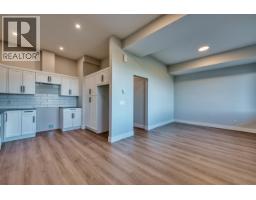 1030 Emslie Street, Kelowna, BC V1W0C3 Photo 44
