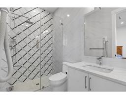 10925 Oriole Drive, Surrey, BC V3R5A4 Photo 24