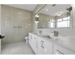 10925 Oriole Drive, Surrey, BC V3R5A4 Photo 27