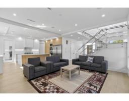 10925 Oriole Drive, Surrey, BC V3R5A4 Photo 10