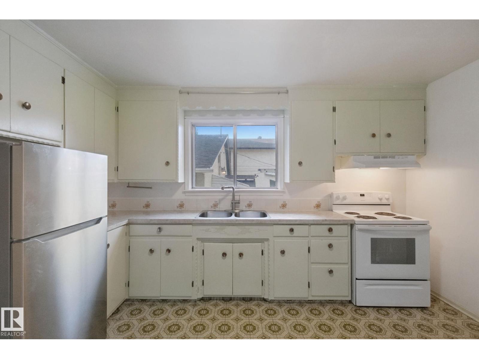 12126 57 ST NW - 10