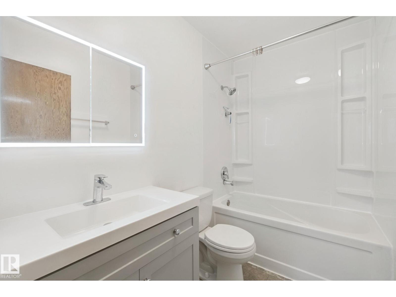 12126 57 ST NW - 15
