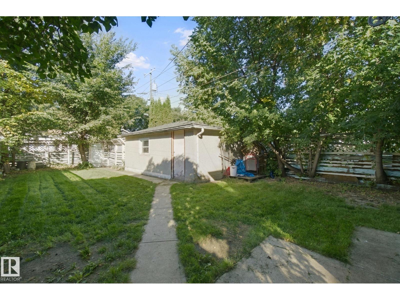 12126 57 ST NW - Image 29