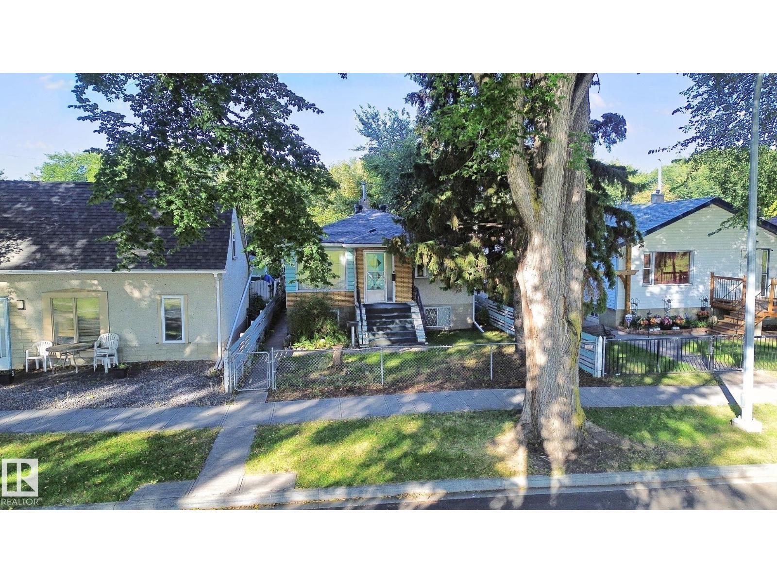 12126 57 ST NW - Image 34