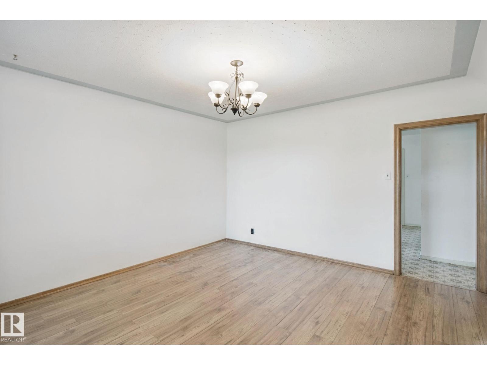 12126 57 ST NW - Image 6