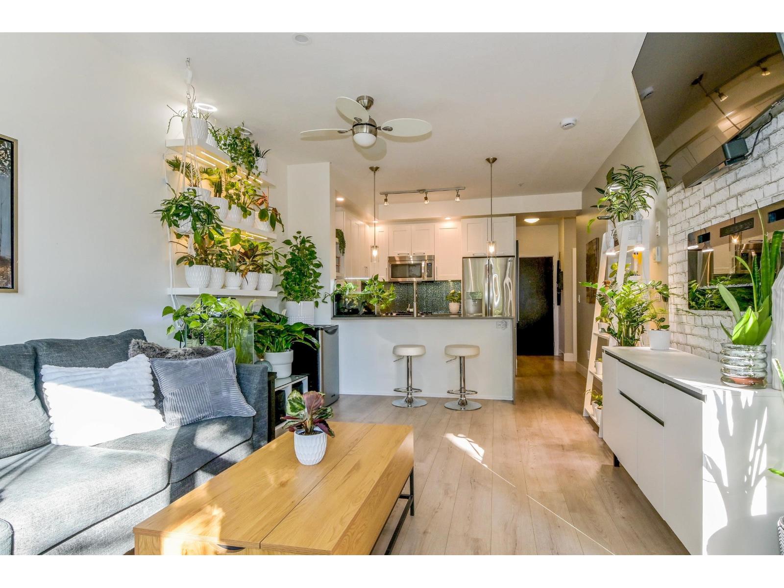 C111 20211 66 AVENUE, Langley
