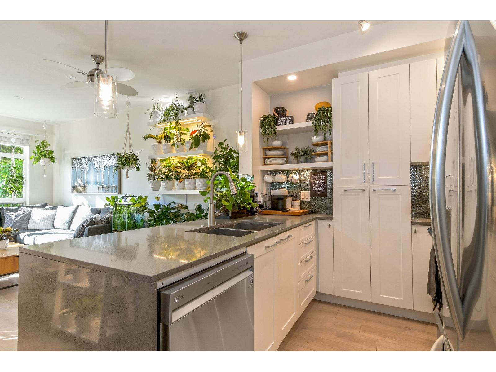 C111 20211 66 AVENUE, Langley