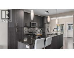Bedroom - 304 Marquis Lane Se, Calgary, AB T3M2G8 Photo 9