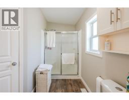 Dining room - 306 Hwy 97, Kaleden, BC V0H1K0 Photo 19
