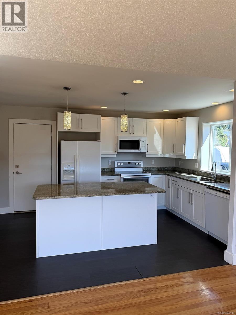 3331 Auchinachie Road, Duncan, British Columbia, V9L4A1, Duncan, British Columbia — photo 4 of 5