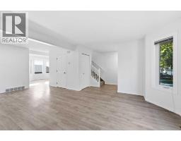3pc Bathroom - 2, 2132 35 Avenue Sw, Calgary, AB T2T2E3 Photo 6