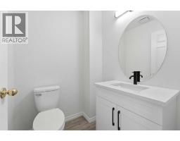2, 2132 35 Avenue Sw, Calgary, AB T2T2E3 Photo 15