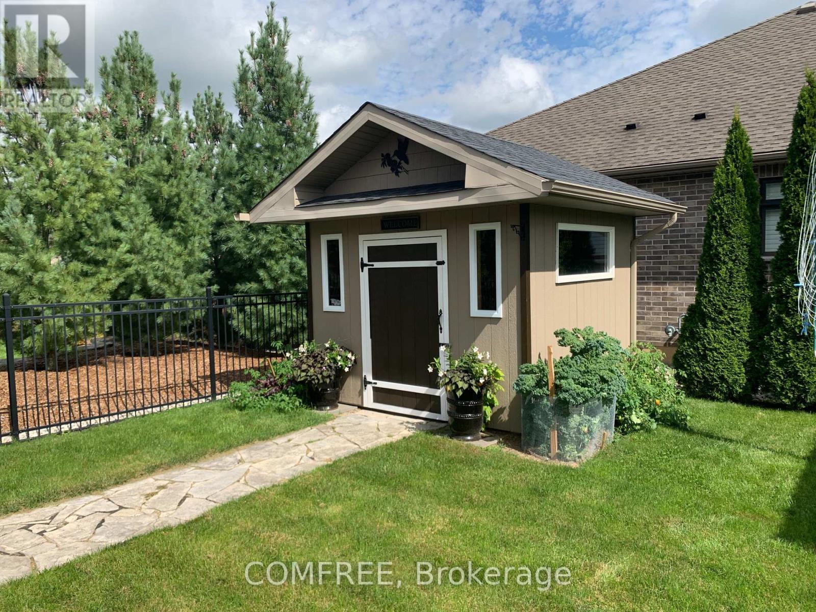 100 PARKVIEW DRIVE, Woodstock (Woodstock - North) — photo 5