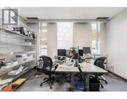 B - 493 Parliament Street, Toronto, ON M4X1P3 Photo 14