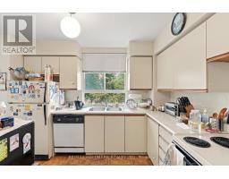 303 - 4 Park Vista, Toronto, ON M4B3M8 Photo 11