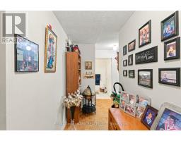 303 - 4 Park Vista, Toronto, ON M4B3M8 Photo 8