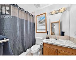184 Douglas Ridge Green Se, Calgary, AB T2Z2T4 Photo 30