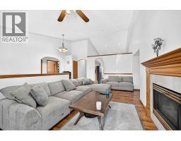 Dining room - 184 Douglas Ridge Green Se, Calgary, AB T2Z2T4 Photo 8