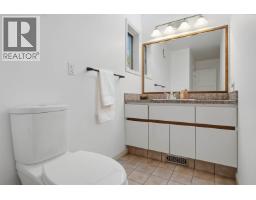 2207 Tanager Place, North Vancouver, BC V7J3R3 Photo 26