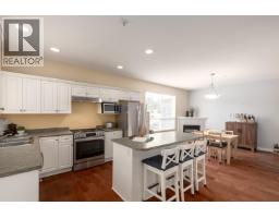 11891 Orchard Lane, Pitt Meadows, BC V3Y2S6 Photo 9