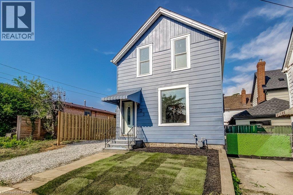 533 CATHARINE Street N, Hamilton — photo 2