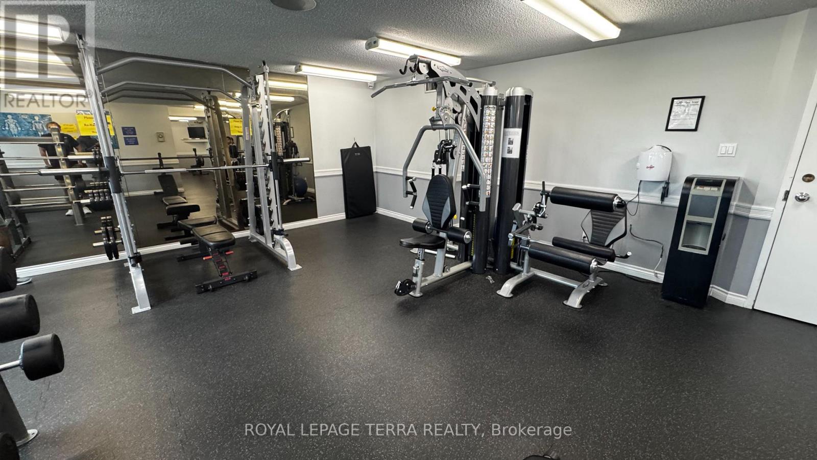 #1401 3700 KANEFF CRESCENT - 22
