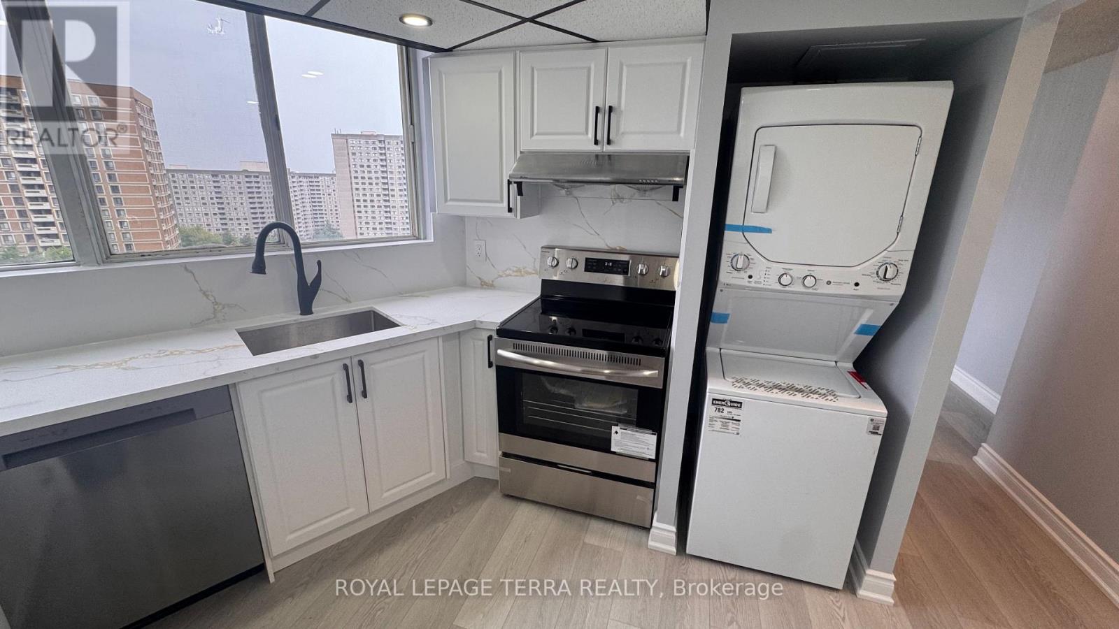 1401 - 3700 KANEFF CRESCENT, Mississauga (Mississauga Valleys) — photo 7
