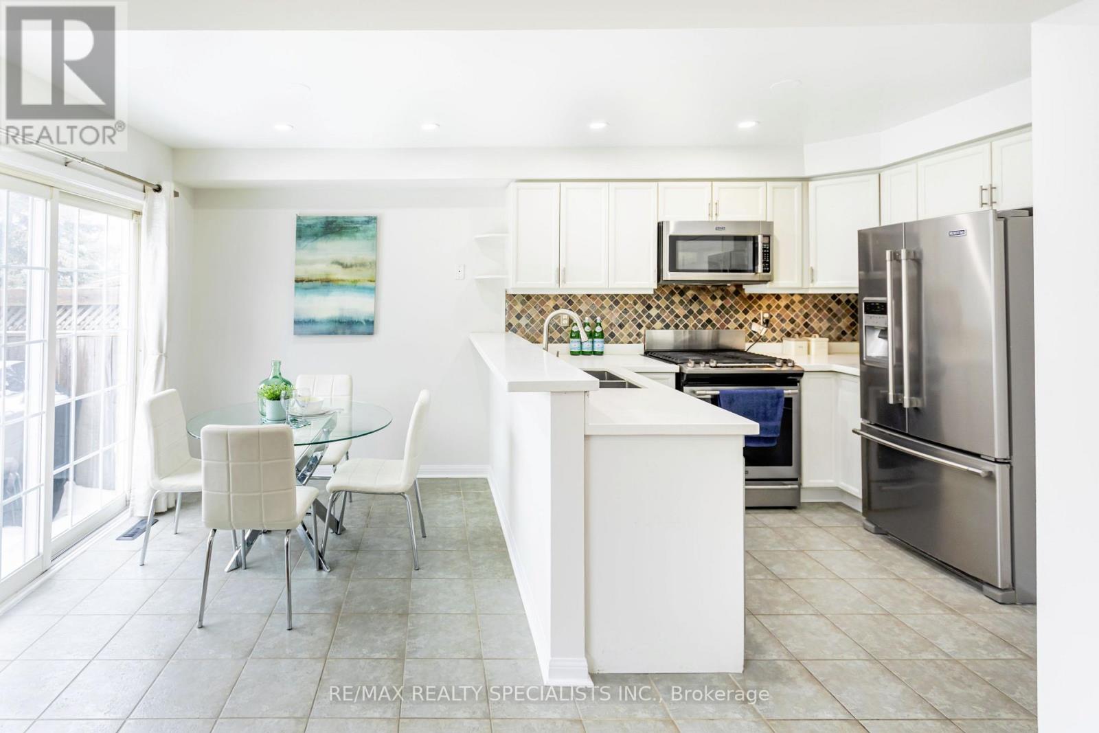 511 COLLIS COURT N, Milton (CL Clarke) — photo 12
