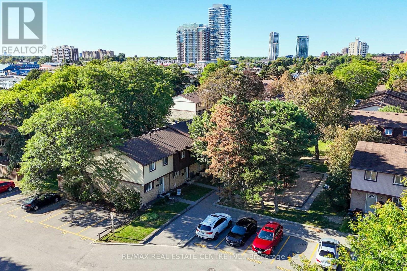 108 - 45 HANSEN ROAD N, Brampton (Madoc) — photo 2