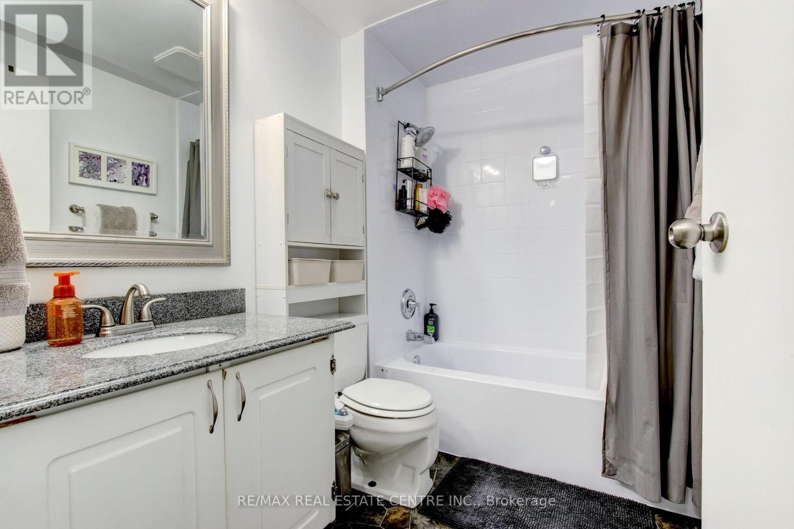 #108 45 HANSEN ROAD N - 21
