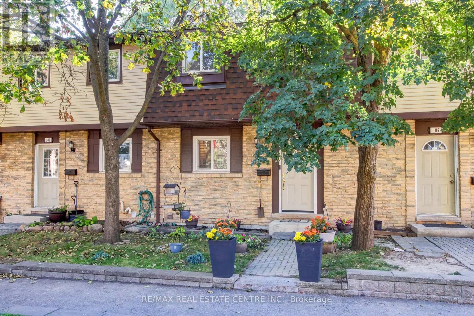 108 - 45 HANSEN ROAD N, Brampton (Madoc) — photo 3