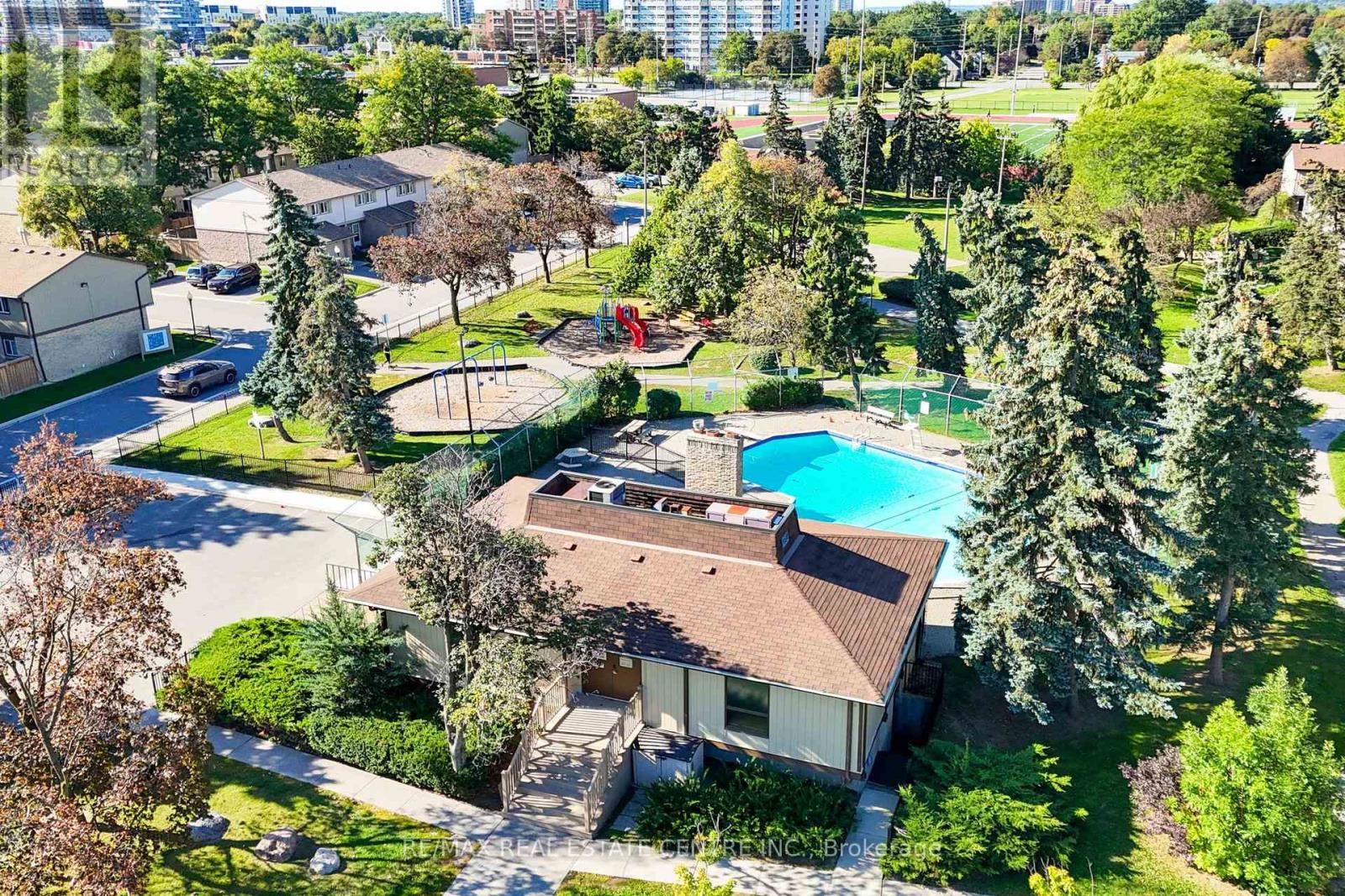 #108 45 HANSEN ROAD N - 34