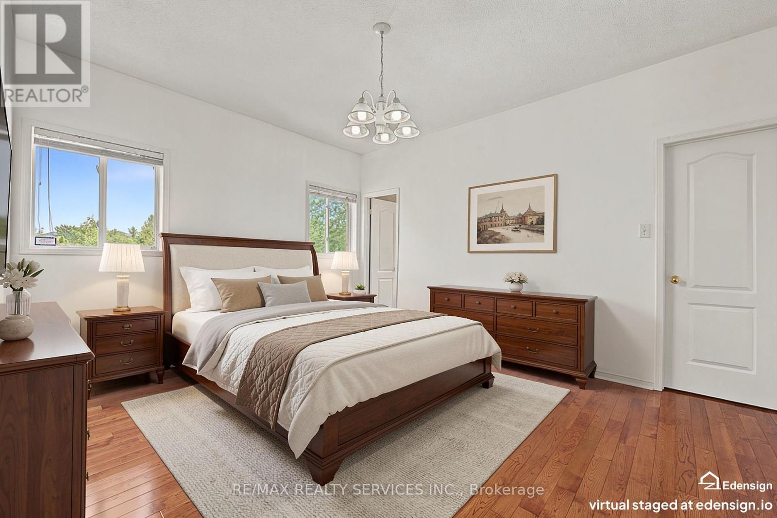 33 WOODVALLEY DRIVE - 18