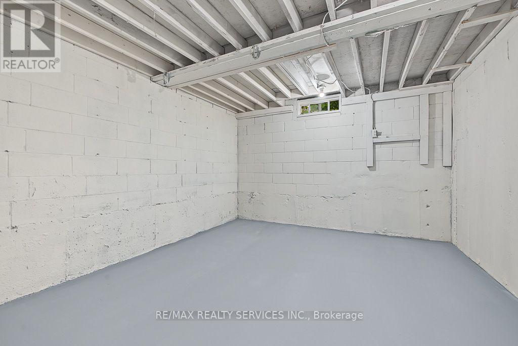 33 WOODVALLEY DRIVE - Image 38