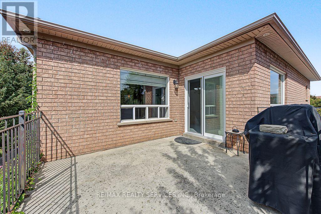 33 WOODVALLEY DRIVE - Image 44