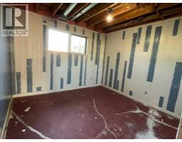 310e 300  N, Raymond, AB T0K2S0 Photo 18
