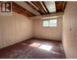 310e 300  N, Raymond, AB T0K2S0 Photo 17