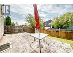 8 Hawkfield Crescent Nw, Calgary, AB T3G1Z5 Photo 24