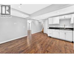 8 Hawkfield Crescent Nw, Calgary, AB T3G1Z5 Photo 35